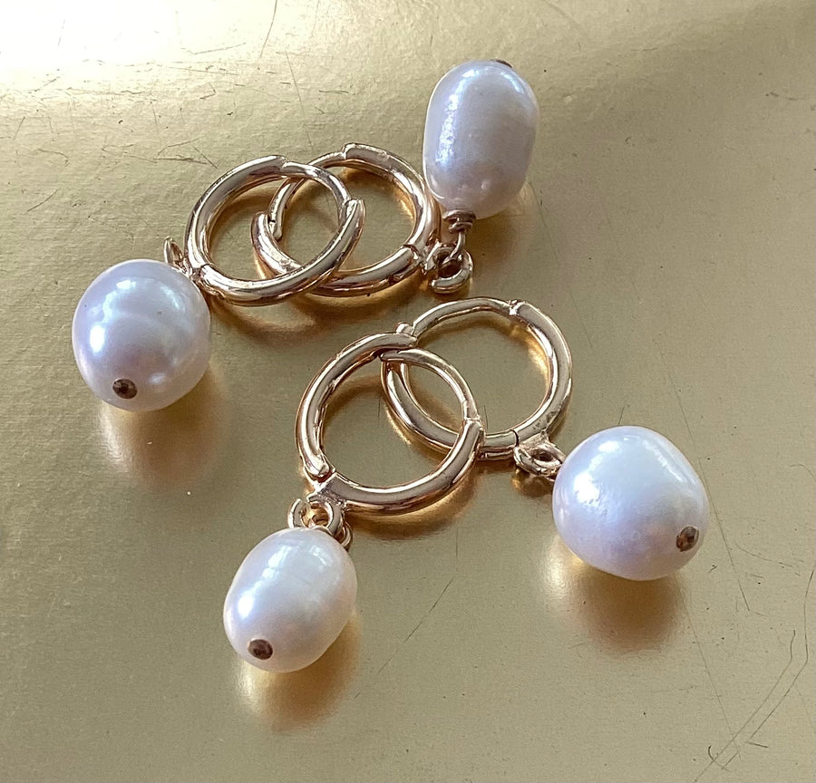 Everyday Pearl Huggie Earrings