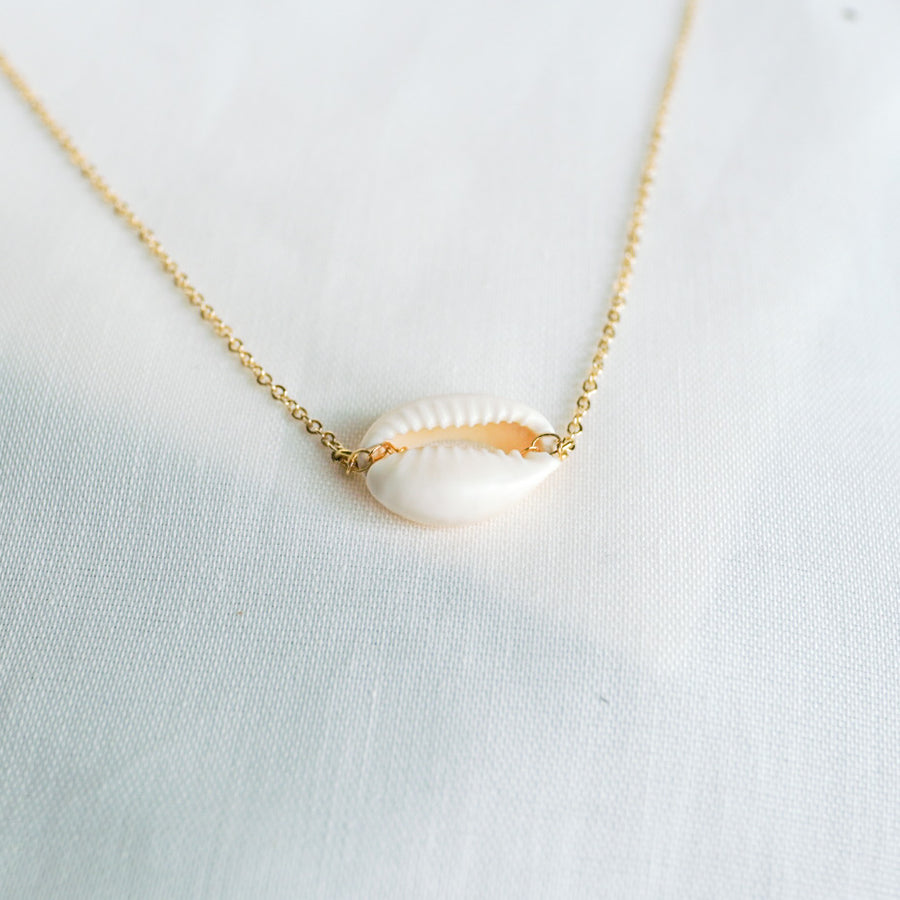 Cowrie Dainty Necklace